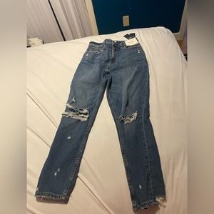 (SOLD)Brand new Abercrombie & Fitch Jeans
